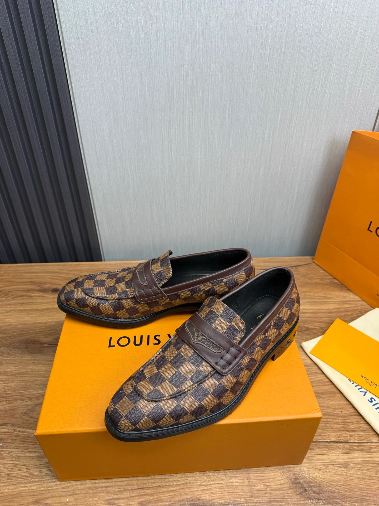 Factory 720💰 LV. Men's business casual leather shoes, all made of imported original brand leather, just to create a more comfortable wearing experience, original non-slip and wear-resistant outsole ✔️16-45 (38.45 non-refundable)